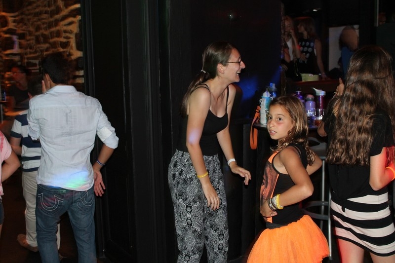 Village Camps International Summer Camp Leysin, Switzerland 2025-08-09 https://www.villagecamps.com/journals_admin/images/696-17-disco (43).jpg